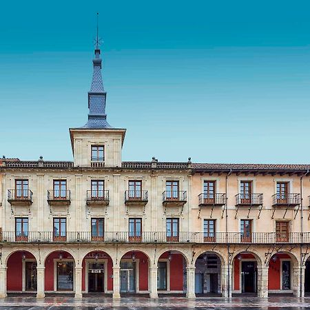 Nh Collection Leon Plaza Mayor Exteriör bild